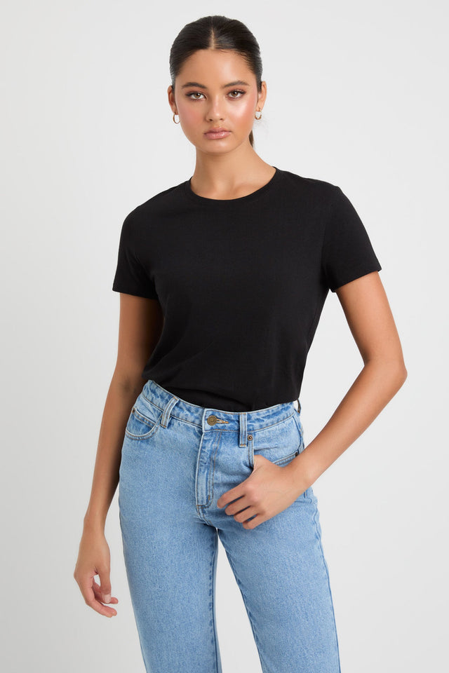 Lisa Slim Tee